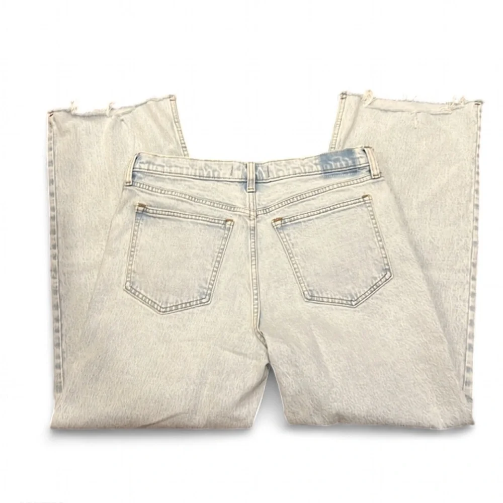 Abercrombie 90s High Rise Relaxed Jeans 31 NWT